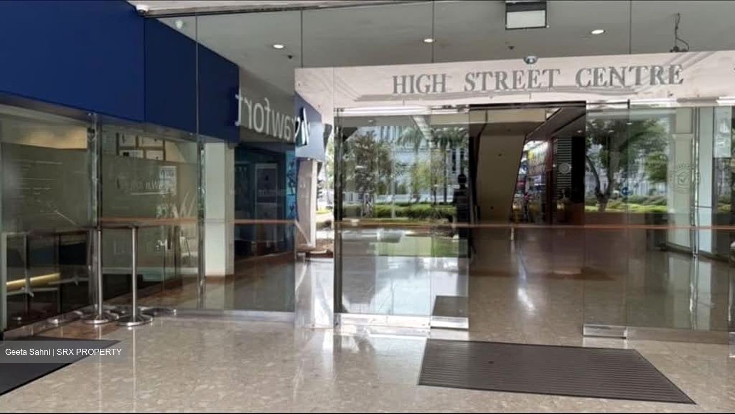 High Street Centre (D6), Retail #589166341